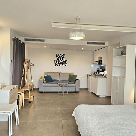 Twenty Rent Otel Cagnes-sur-Mer Oda fotoğraf