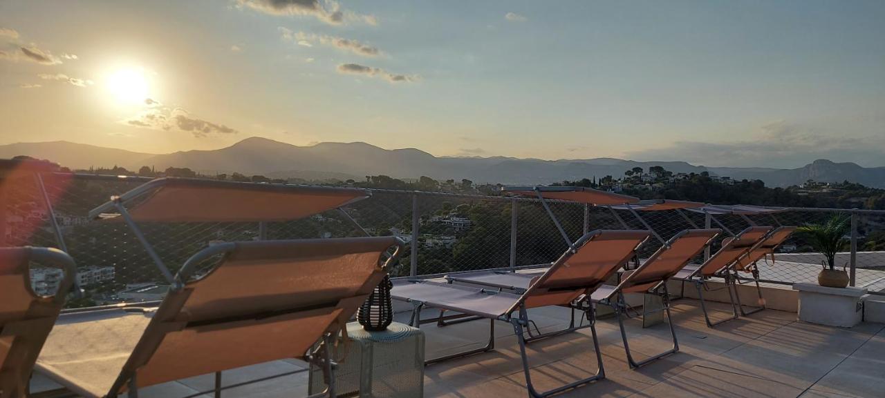 Twenty Rent Otel Cagnes-sur-Mer Dış mekan fotoğraf