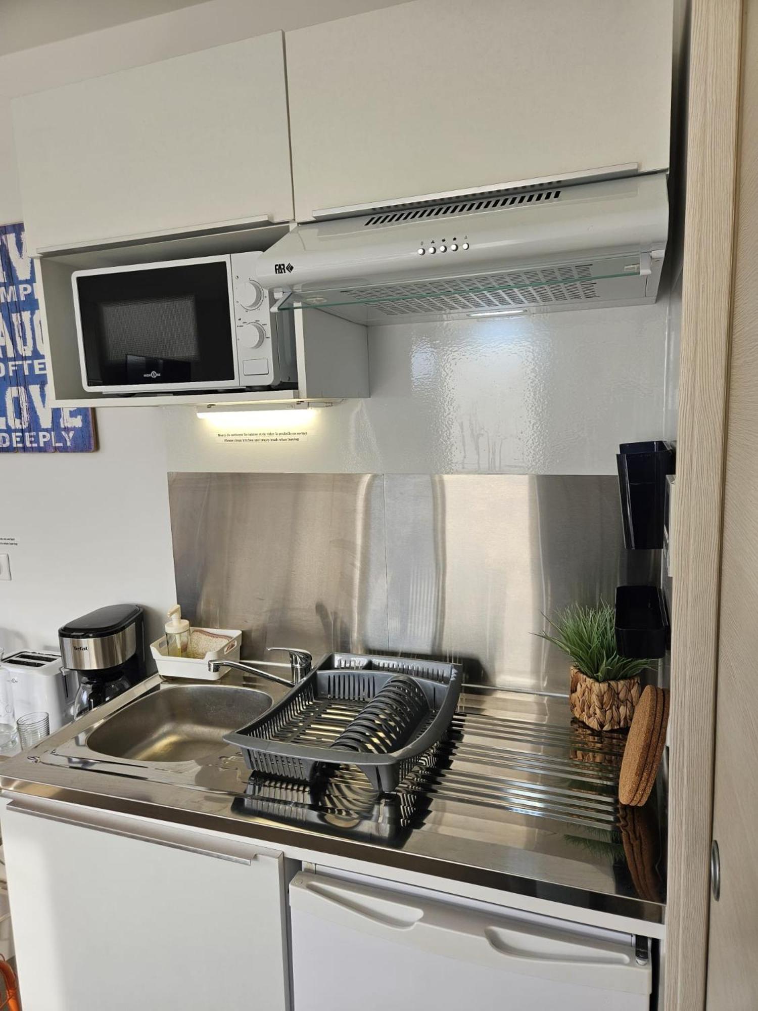 Twenty Rent Otel Cagnes-sur-Mer Dış mekan fotoğraf