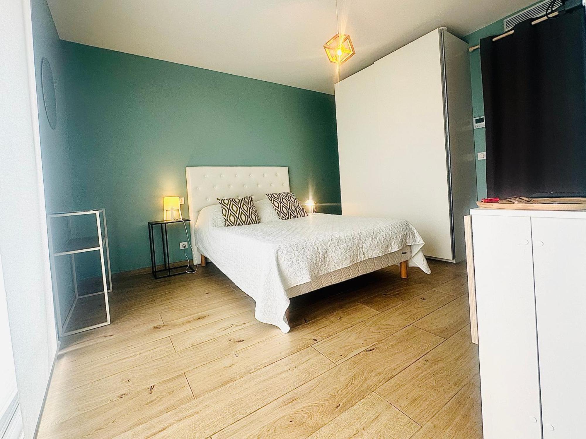 Twenty Rent Otel Cagnes-sur-Mer Dış mekan fotoğraf