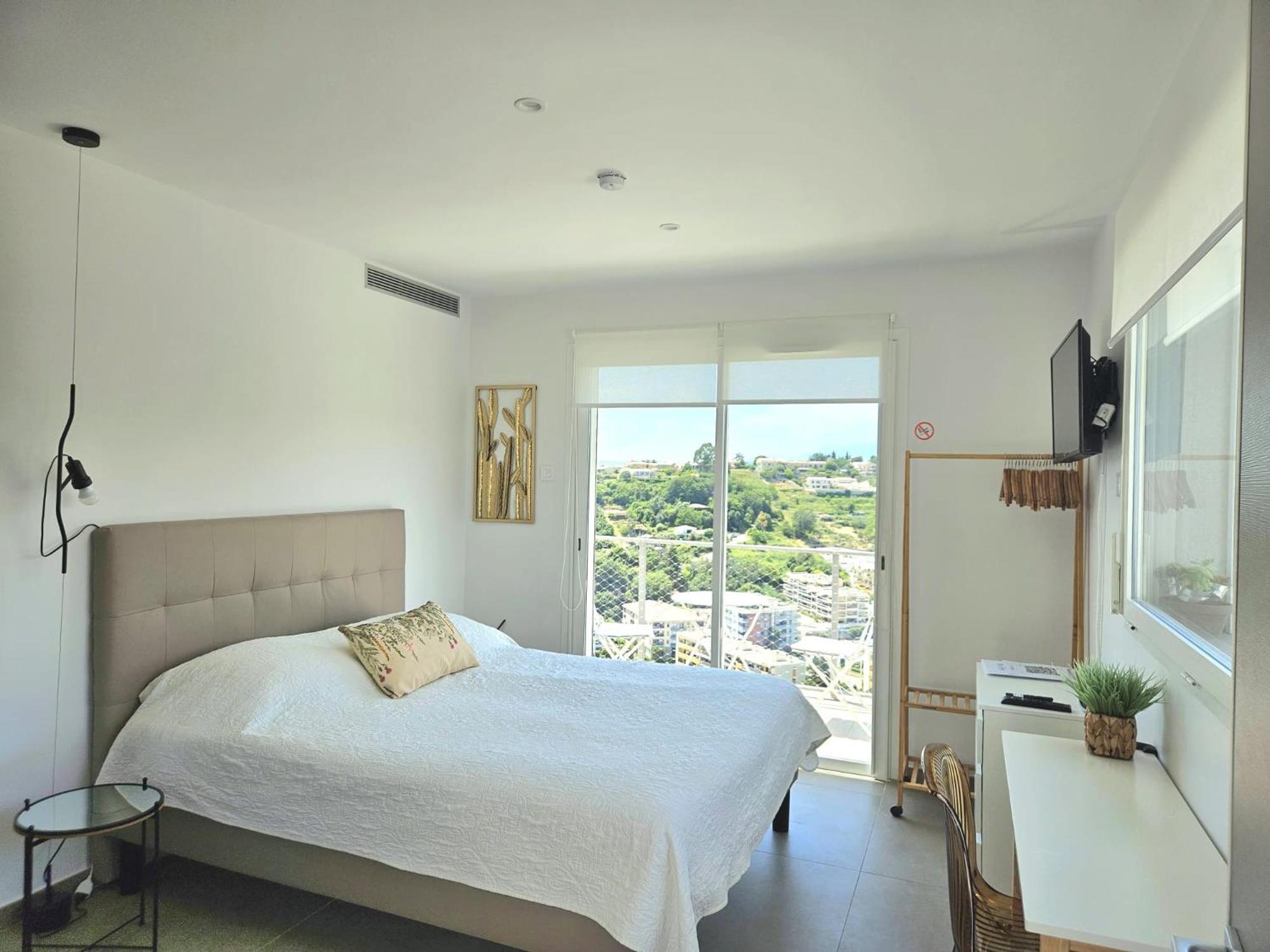 Twenty Rent Otel Cagnes-sur-Mer Dış mekan fotoğraf